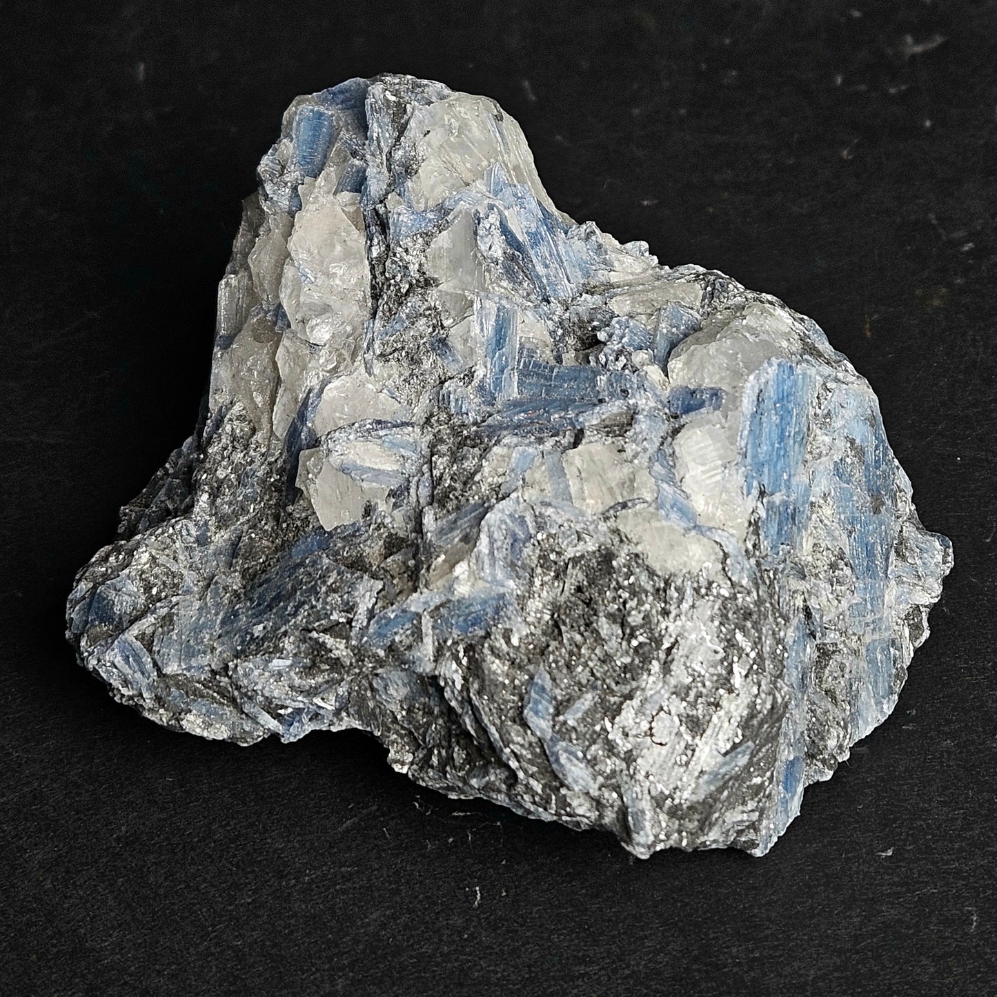 Paraiba Kyanite