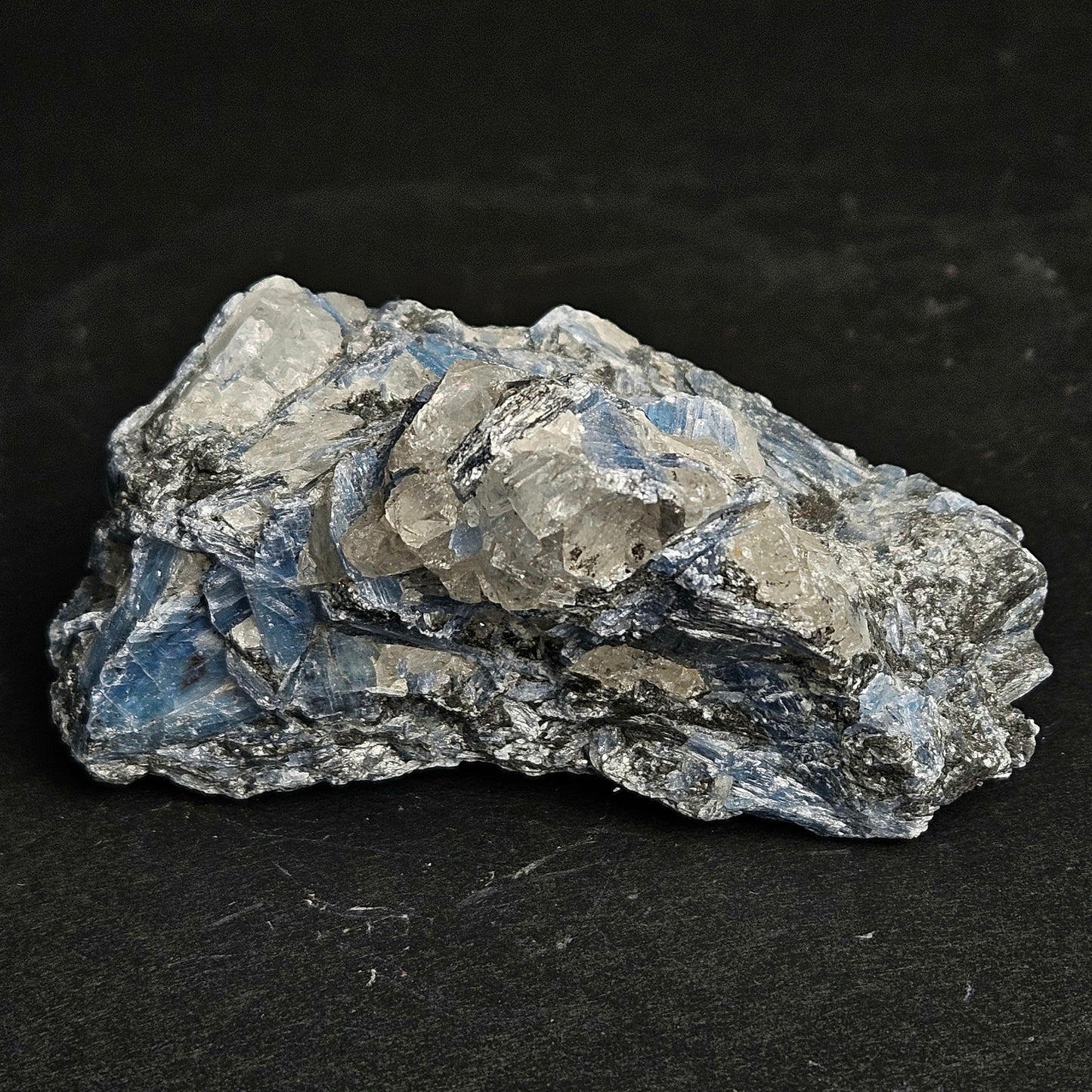 Paraiba Kyanite