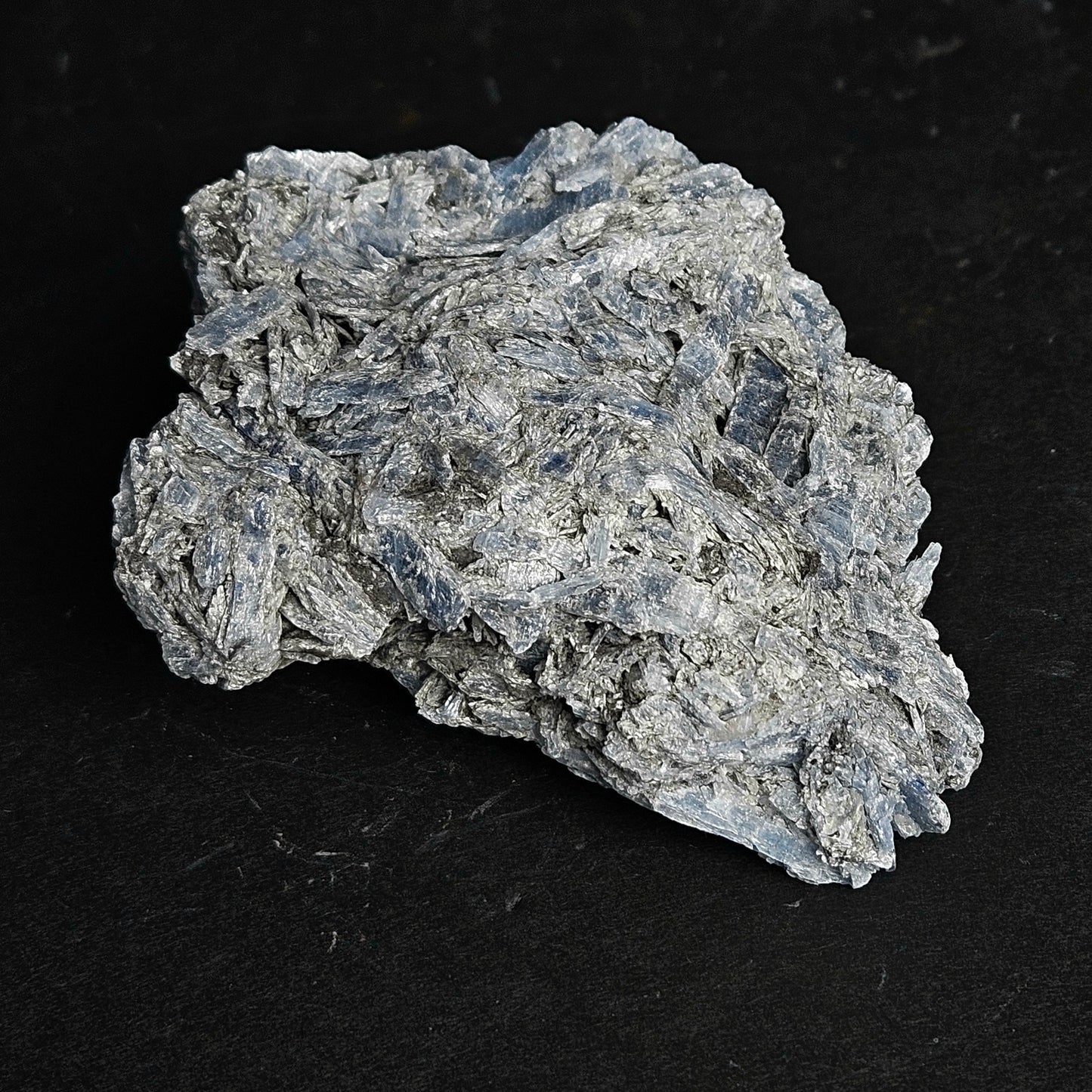 Paraiba Kyanite