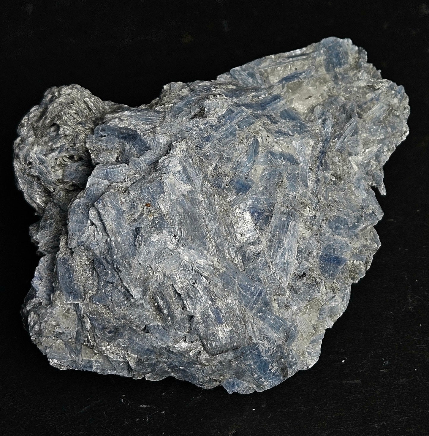 Paraiba Kyanite