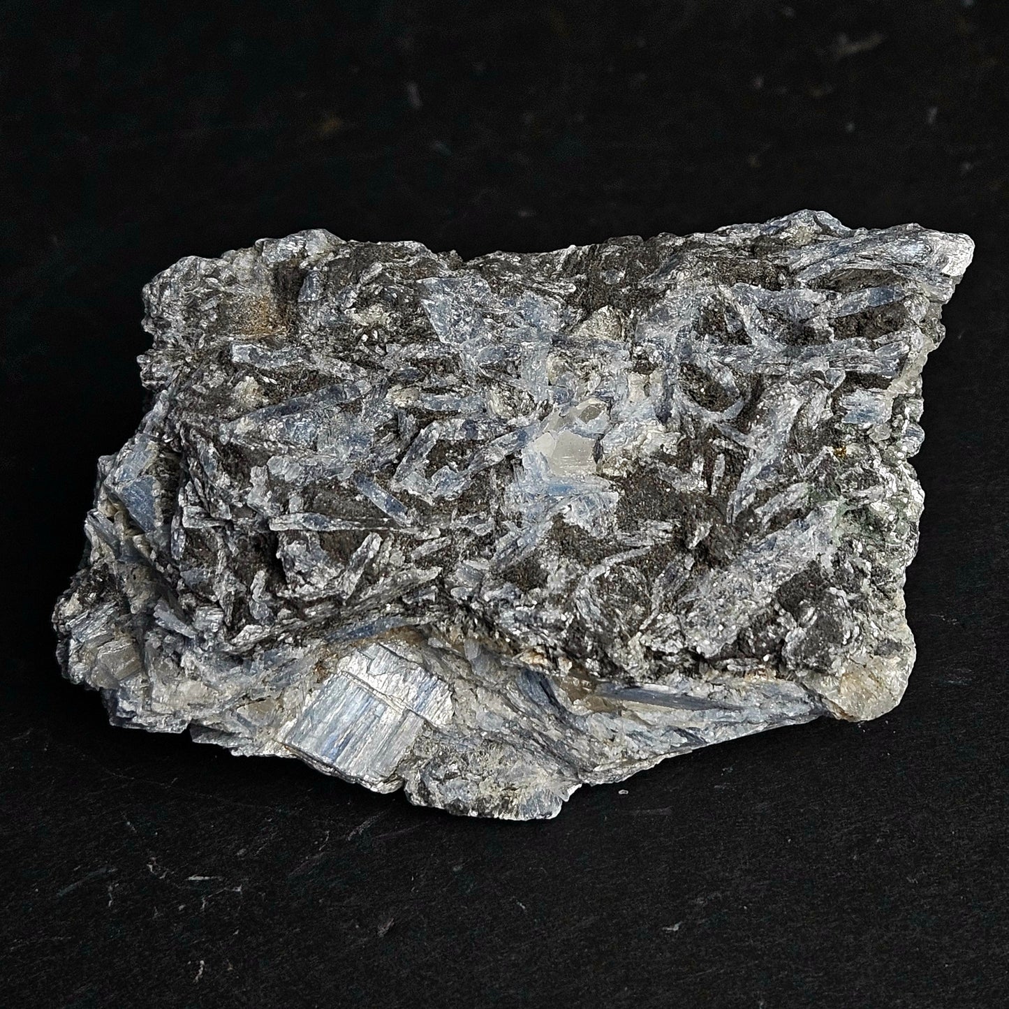 Paraiba Kyanite