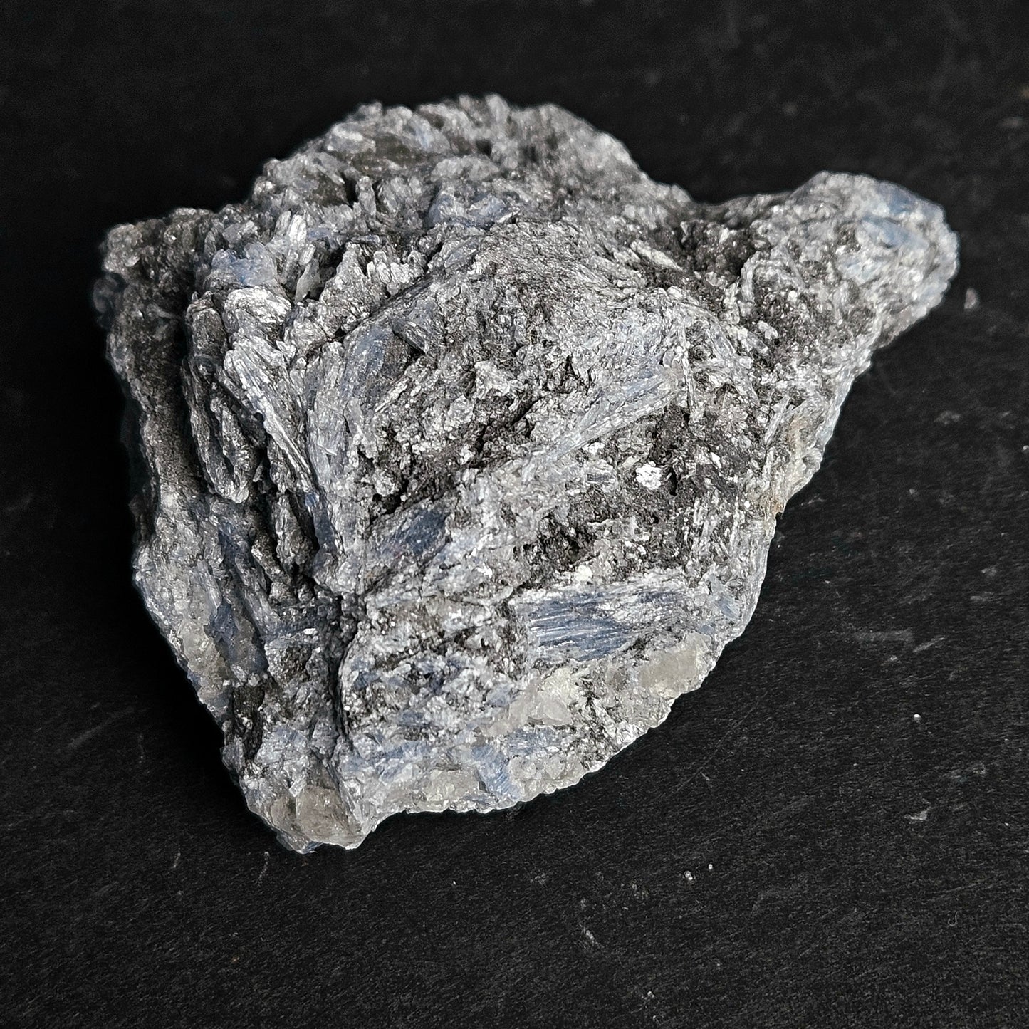Paraiba Kyanite
