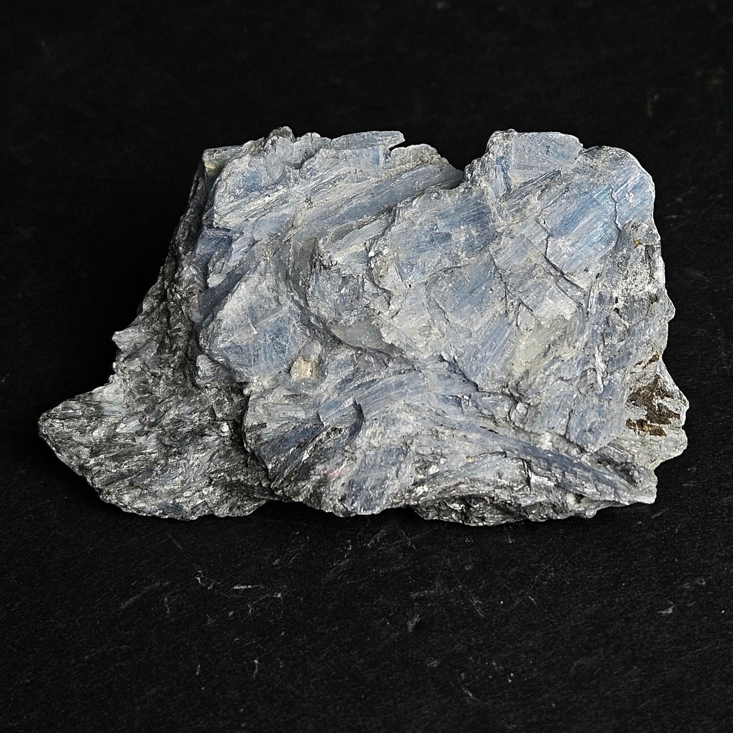 Paraiba Kyanite